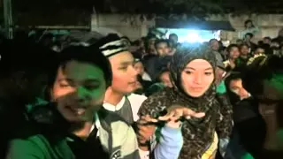 familys group selvi anggraeni bulan madu