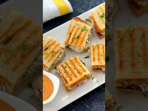 Want to make your bread meal more blood-sugar friendly? Try this! #zeeliciousfoods #insulinfriendly