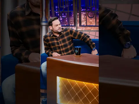 O motoqueiro foi de arrasta 🤯🚽 #humor #danilogentili #thenoite #sbt