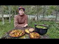 Download Lagu THE WOMAN LIVES ALONE IN THE MOUNTAINS! Cooking Potatoes with Meat on Fire