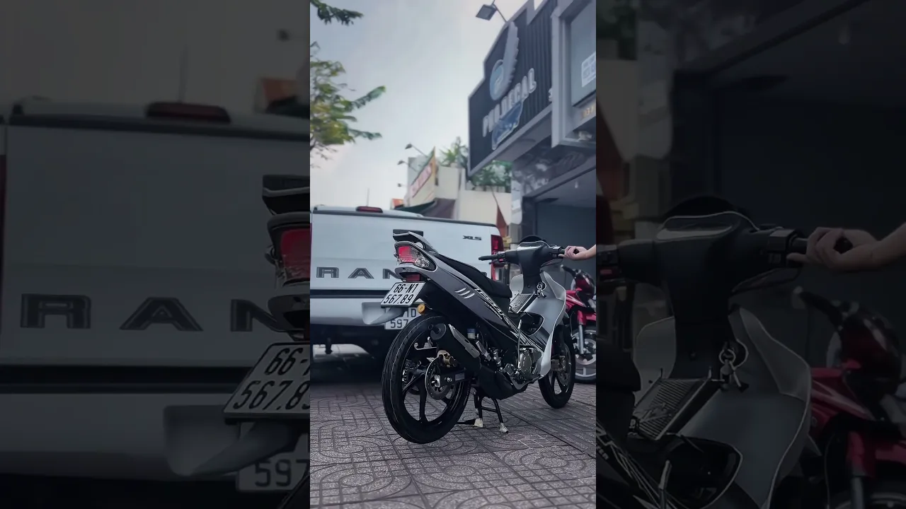 Ra xe