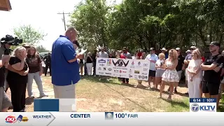 Thank God there s good people Vettes for Vets surprises Tyler veteran with home renovation