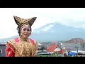 Download Lagu Leni Alfin \u0026 Alkawi • Ditampi Bareh (Official MV)