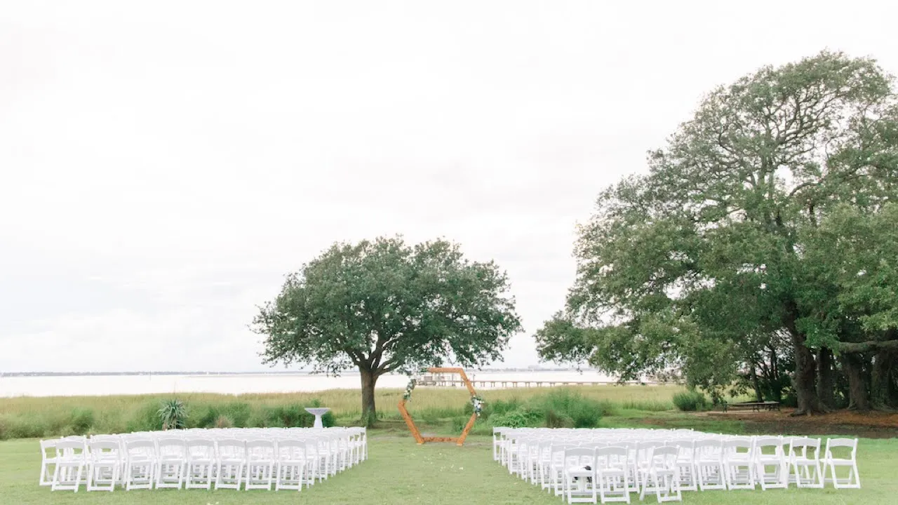 Mount Pleasant wedding photographers - Alhambra Hall