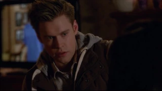 Glee - Mercedes tells Sam she can t date him because of his race 5x15