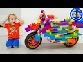 Lagu Chris plays with friends and toys - Best stories for kids