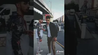 زمن مارحم بينة وبالغربة ابتلينة 