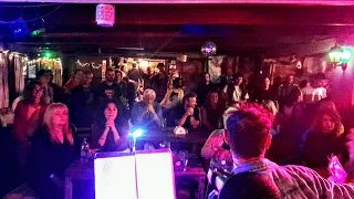"Llevando una noche al hombro" (G. S. B. - LIVE-  "The reason" -Batuke, Las Toscas, 2024-)