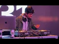 Download Lagu 14-Year-Old DJ DESTROYS Rane Performer in quick battle mix - DJ V3RSA
