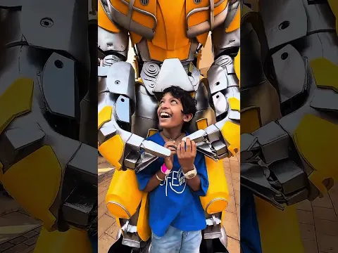 Chiku and the Robot Become Best Friends