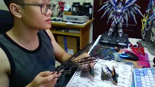 Let’s Unbox and Build the Hottest Sky Defender Model of 2026 p3