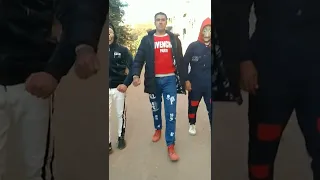 هتسوي عمري ما اتسوح اخواتي في ظهري بتذبح        دندنها