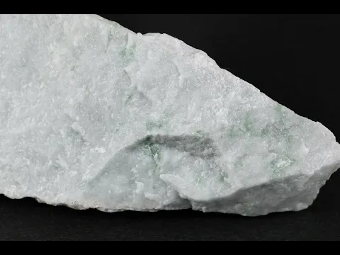 糸魚川産 翡翠 原石 72g｜天然石 原石 通販 キラリ石