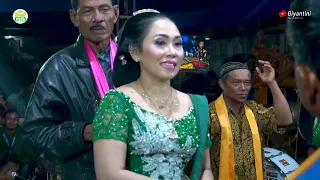 Download Tayub Giyantini Cs Suko Laras  // Ojo Cidro - Tragedi Mulih Lungo - Joko Mlarat - mari kangen MP3