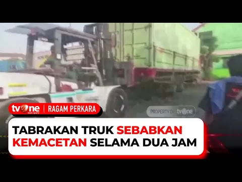 Truk Trailer Tabrak Truk Boks yang Sedang Putar Balik di Sidoarjo