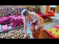 Download Lagu Turkey Wings with Potatoes in Cauldron | Relaxing Outdoor Cooking in the Village ASMR