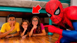 O HOMEM-ARANHA VIROU NOSSA BABÁ… MAS ELE ESTAVA ESCONDENDO ALGO!