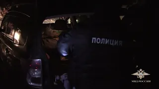 В Омске нашли владельца иномарки, внутри которой было спрятано 26 килограммов наркотических веществ