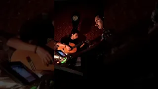 آهنگ ماه در میاد که چی بشه 