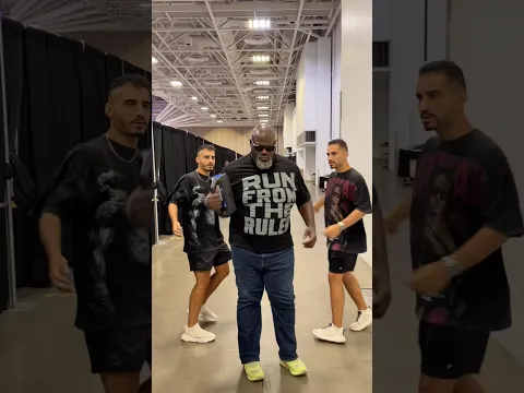 Mark Henry was NOT happy 😳