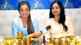 baal veer actress anushka sen enjoys yummy thali with mom