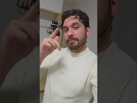 "COMO É QUE FALA DE AMOR?" já disponível em todas as plataformas de áudio.