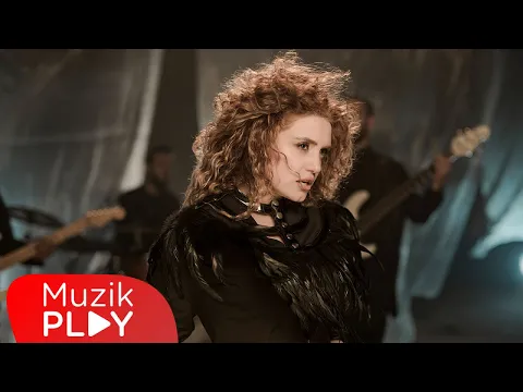 Download MP3 Çınare Melikzade - İhtiyacı Var (Official Video)