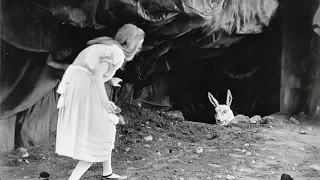 1915 - Alice no País das Maravilhas - Dirigido por W.W. Young (Filme restaurado)