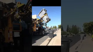 Gilton Garbage Truck
