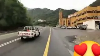 الفنان توفيق نهيان  كلمات الشاعر ابو صبري الكريتي الناس تأخظي واحيان يحصل خطأ دندنها