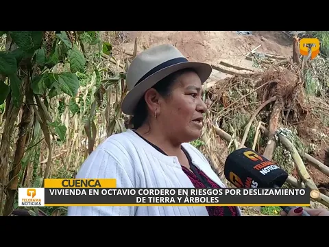 Vivienda en Octavio Cordero en riesgos por deslizamiento de tierra y árboles