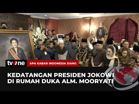 Presiden Jokowi Melayat Ke Rumah Duka Alm. Mooryati