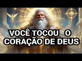 Lagu ESCOLHIDO, HOJE O UNIVERSO TESTEMUNHOU SUA FÉ – DEUS REGISTROU CADA DETALHE