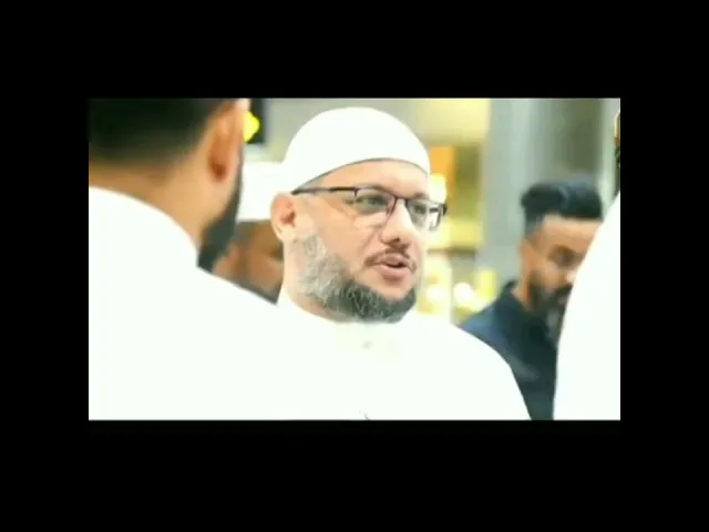 ⁣وصل ملا عمار الكناني  إلى مطار النجف الاشرف بعد اداذ فريضة الحج