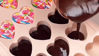 شفت ولدخالتي وهـ و ناايم بصالة جدتي ولماصحى الا يسحبني  شفت ولدخالتي وهـ و ناايم بصالة جدتي ولماصحى الا يسحبني