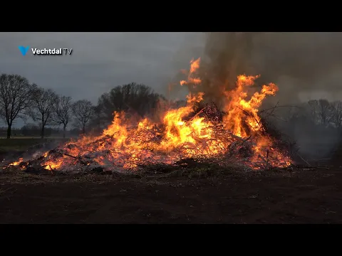 Paasvuur Oud-Bergentheim 10 april 2023