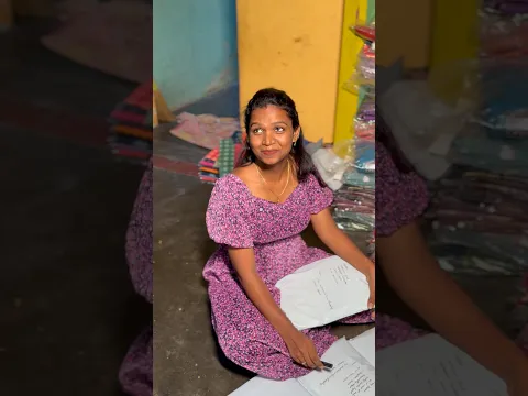 Enna vidu Kuppa madhiri pottu vechiruka❤️