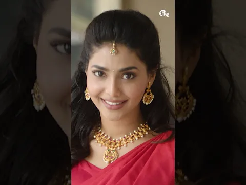 🌸 More sparkle. More smiles. More unforgettable moments! Happy Birthday, Aishwarya Lekshmi! 🎉