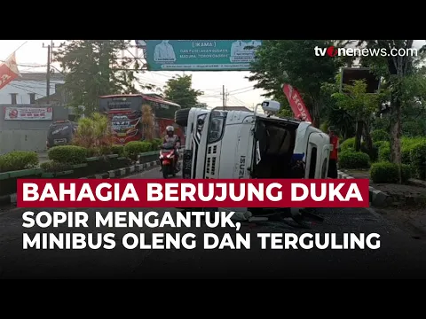 Tragis! Minibus Rombongan Pengantin Terguling Tabrak Pembatas Jalan