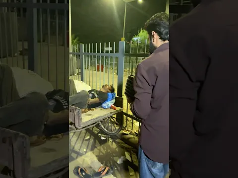 पैसे नहीं होते तो भूखा सोना पड़ता है 🫢