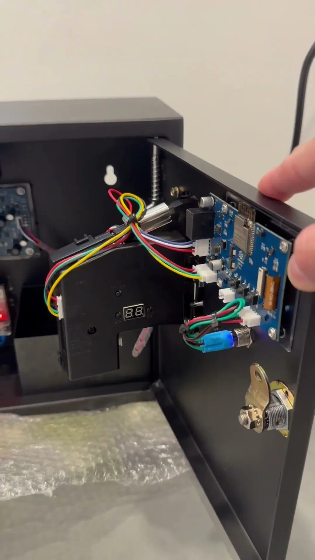 The next-gen ST-004-F front-opening box
