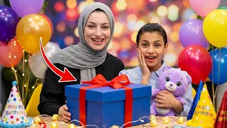 فتح هدايا يوم ميلاد تولاي مع تالا 🎁مفاجئة ماما..