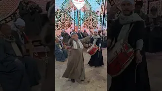 رقص نادر جدا لاكن جميل جدا روعه رقص ماشي مع المزمار أفراح البربا مركز جرجا مع الريس صدام ابو عيسى دندنها