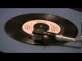 Download Lagu Bobby Vinton - Sealed With A Kiss - 45 RPM - Original Mono Mix