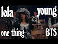 Download Lagu Lola Young - One Thing (Behind The Scenes)