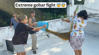Pooja aur ginni ki extreme gobar fight 🤣