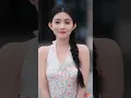 Sexy CEO robbed by thugs—poor guy kicks them away!She falls in love & wants his baby!
