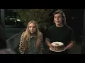 Video di Noi Siamo Tutto - Clip dal film "Ciambellone" 