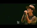 Download Lagu Bruno Mars - Gorilla (Live at 2013 VMAs)