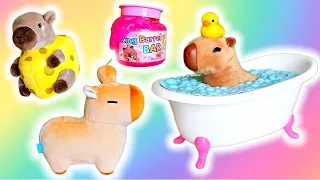 I TRIED OPENING CAPYBARA STUFF! Unboxing Blind Boxes and more!